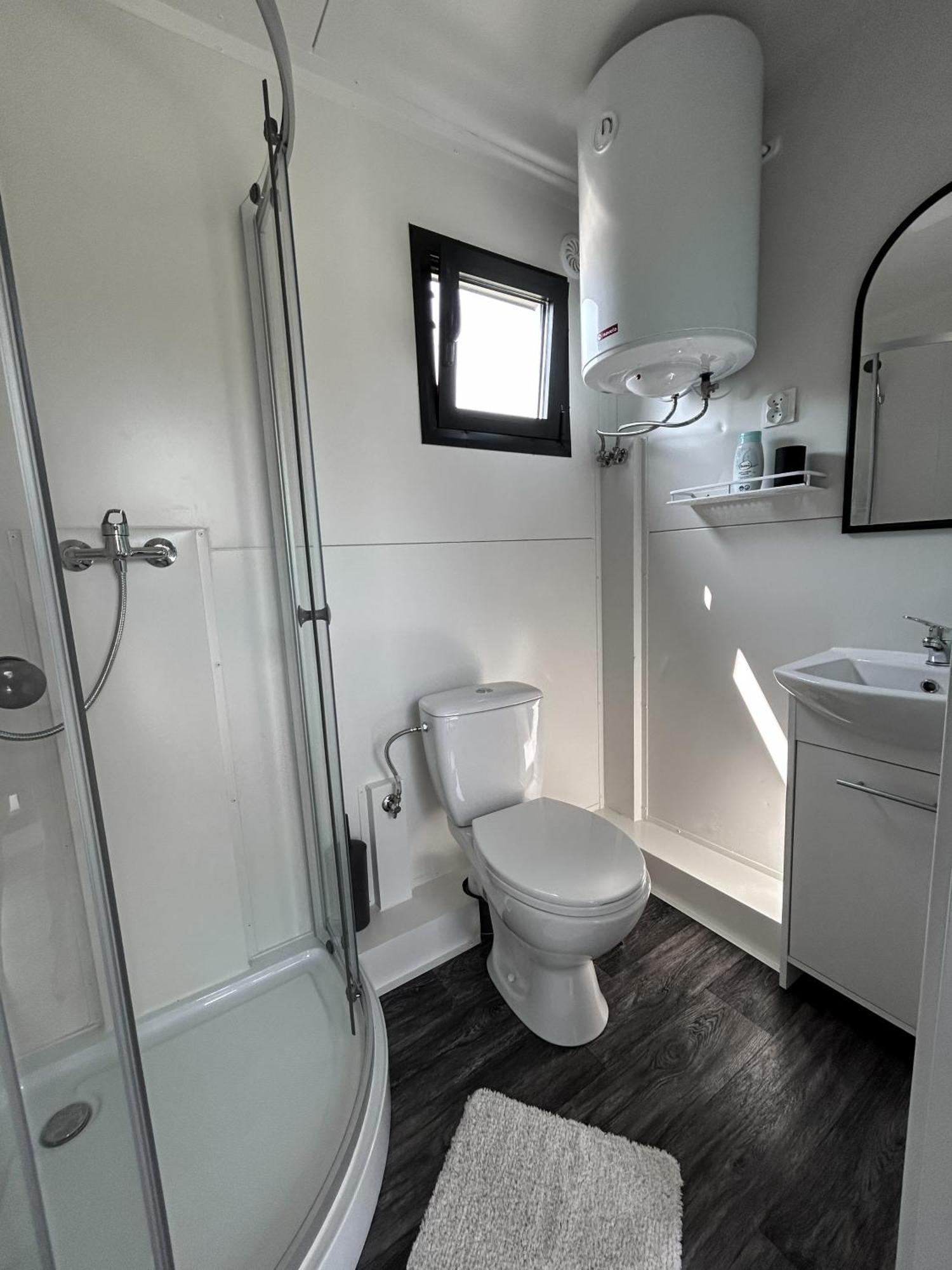 Appartamento Tiny House Mezi Sklepy Kobylí Esterno foto