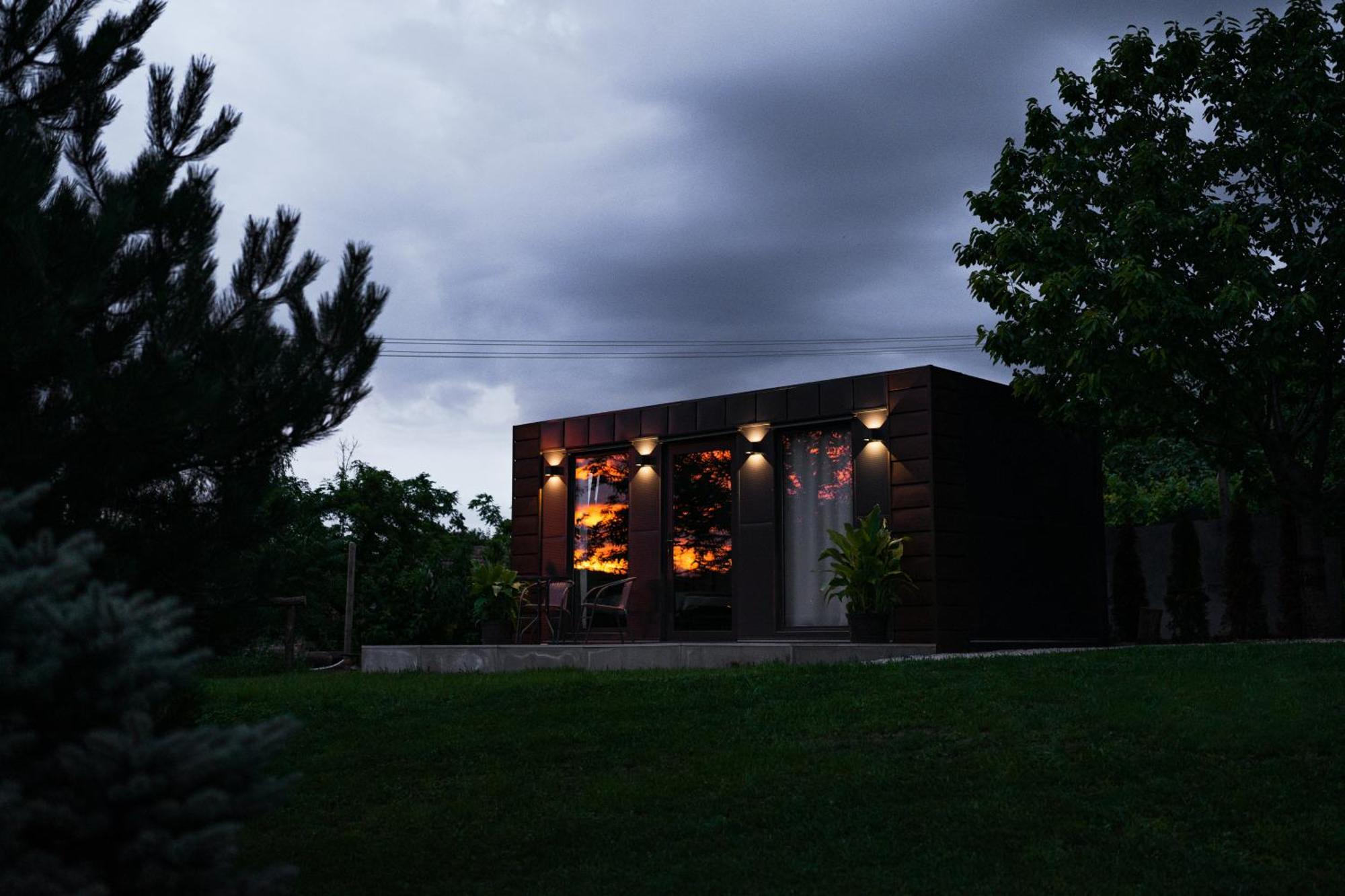 Appartamento Tiny House Mezi Sklepy Kobylí Esterno foto